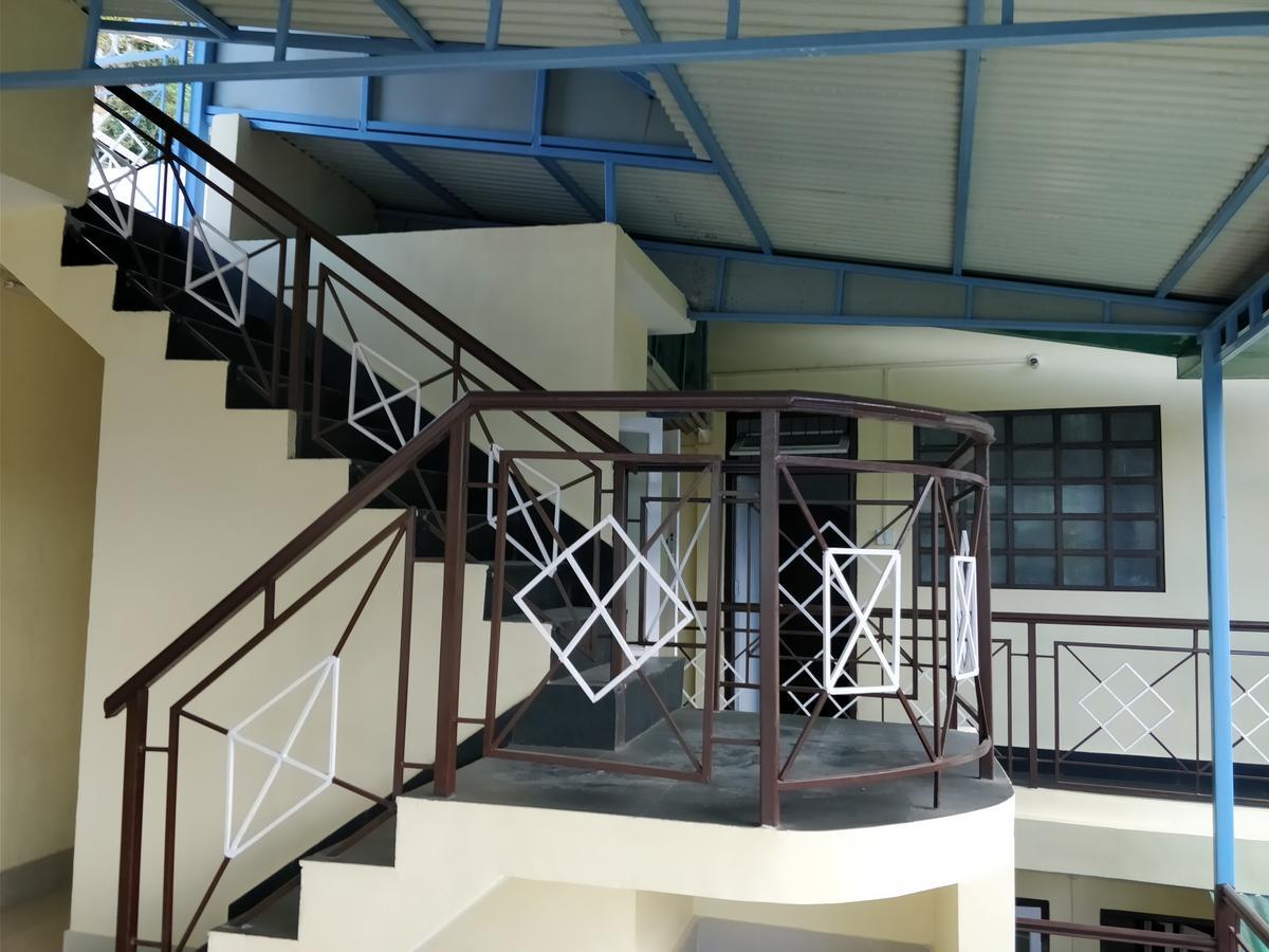 Hotel Pine Leaf Gangtok Bagian luar foto
