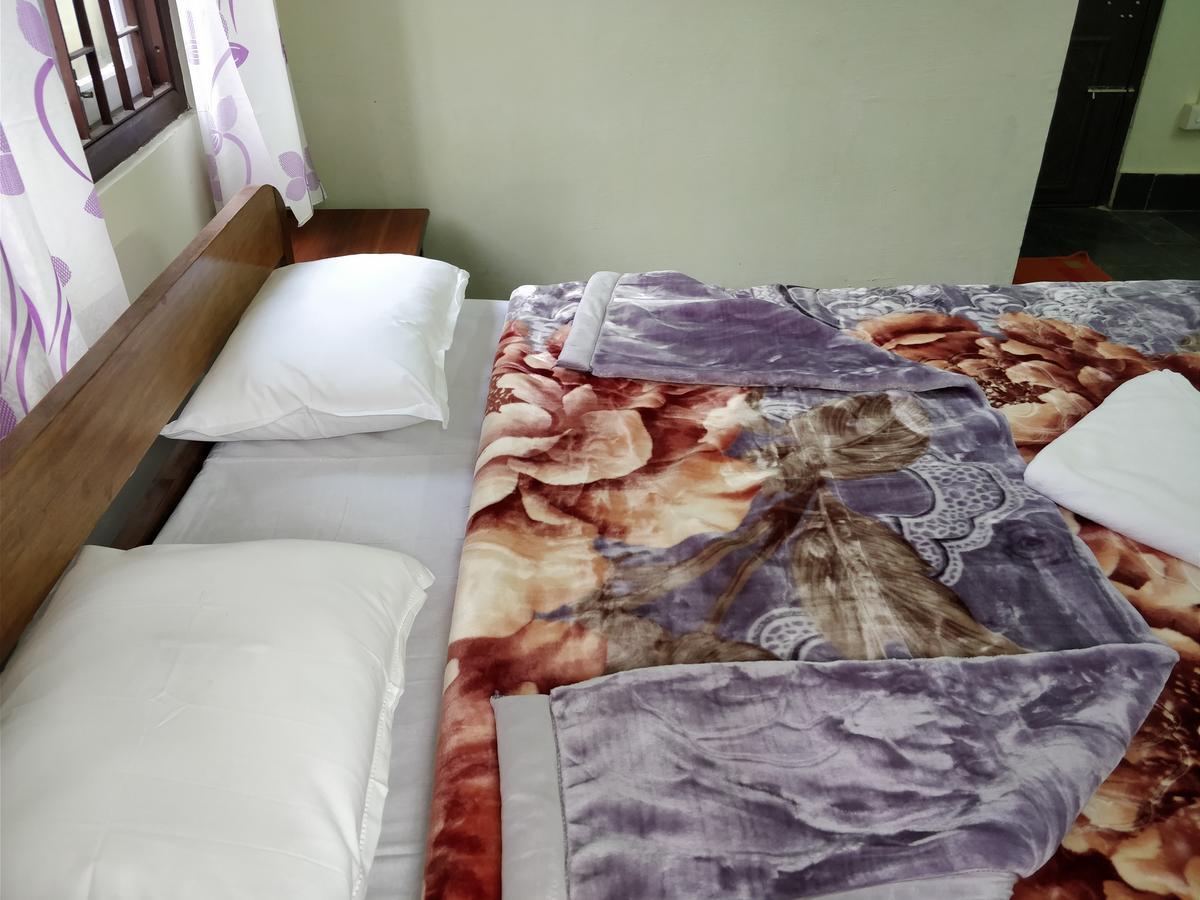 Hotel Pine Leaf Gangtok Bagian luar foto