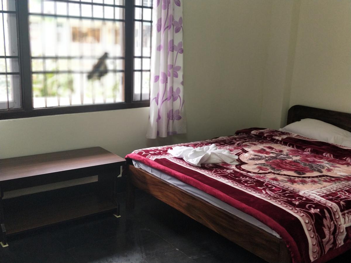 Hotel Pine Leaf Gangtok Bagian luar foto