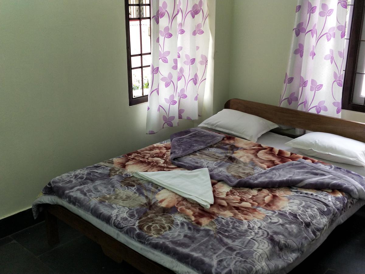 Hotel Pine Leaf Gangtok Bagian luar foto